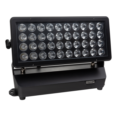 Briteq BT-CHROMA 800 Krachtige IP65 binnen- en buiten-LED-projector (40x 20W RGBL LED's) voor de entertainment- en verhuursector of voor vaste installaties