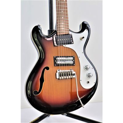Danelectro 66 T 3TS 3 tone sunburst elektrische gitaar - Elektrische gitaar