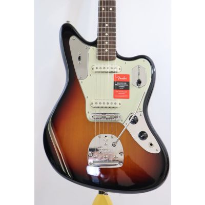 Fender American Pro Jaguar RW 3-Color Sunburst - Guitare électrique