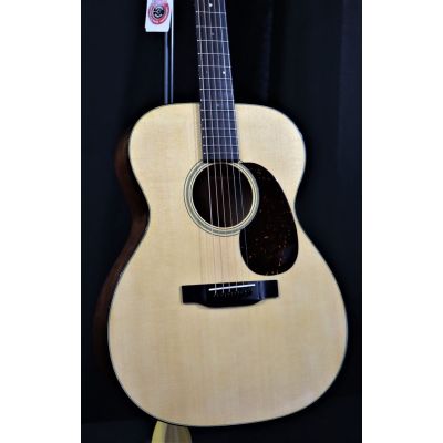 Martin 000-18 Acoustic guitar 000-18