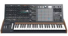 Arturia MatrixBrute