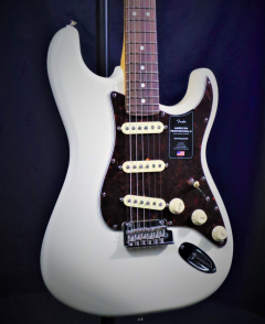 Fender American Professional II Stratocaster Rosewood Fingerboard, Olympic White - Elektrische gitaar