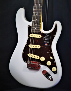 Fender American Ultra Stratocaster Arctic Pearl RW - Elektrische gitaar