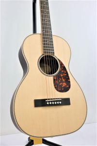 Larrivee 040 R   - Acoustic Guitar