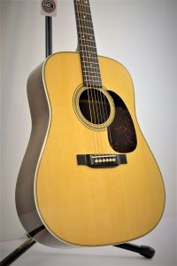 Martin D-28 akoestische gitaar