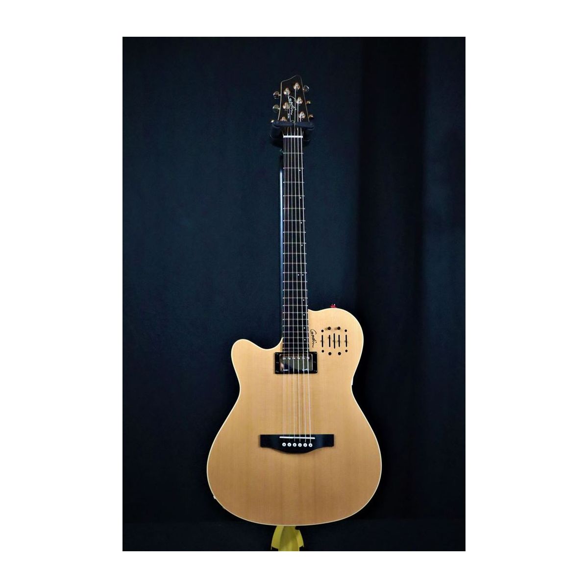 Godin A6 Ultra Natural SG Lefty